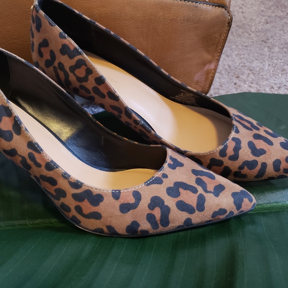 Leopard Print Pointed Toe BCBG Heels